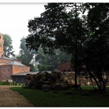 Plungė Park’s historic castle - an Italian-style neo-Gothic castle built in the mid-1800s. Its main feature is a 12-metre tall clock tower.